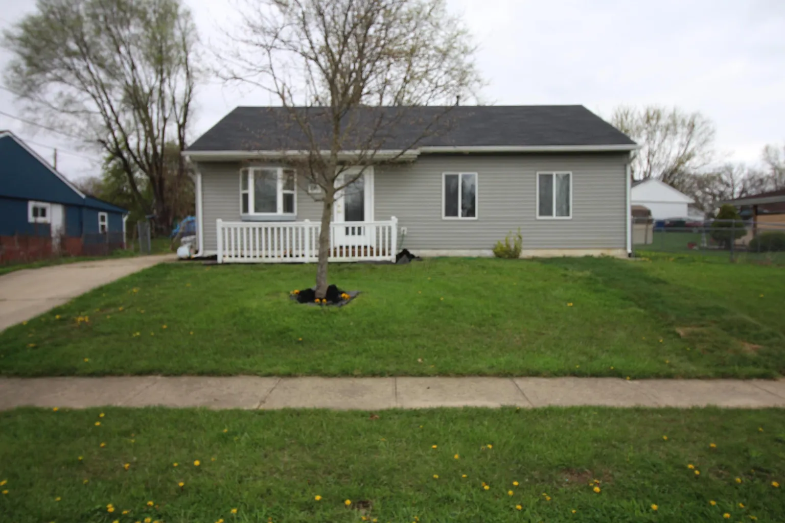 4095 Grayfriars Ln photo 1