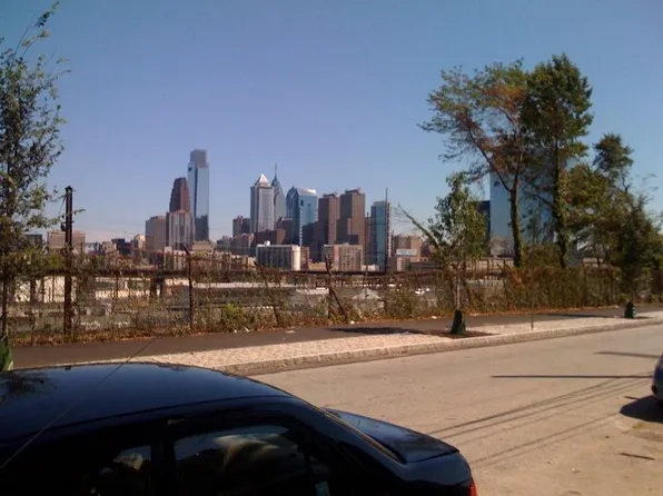 412 N 31st St, Philadelphia, PA 19104