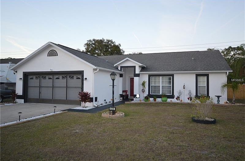 1st image of 436 Berwick Cir