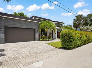 738 NE 17th Rd, Fort Lauderdale, FL 33304