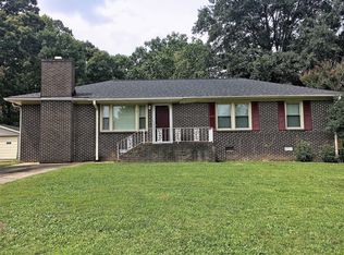 3 Bristol Dr, Taylors, SC 29687