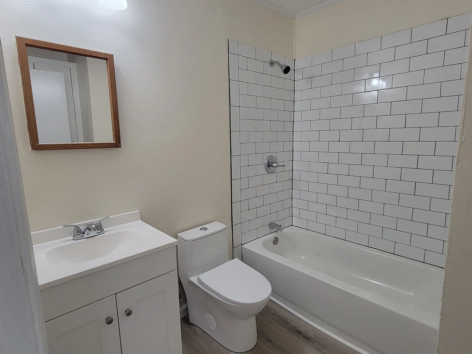 609 West 75th Street - 1 — Photo 4