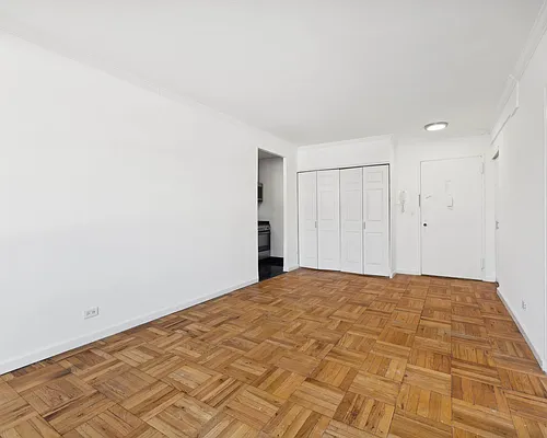 Rented by GoodRock Realty | media 3