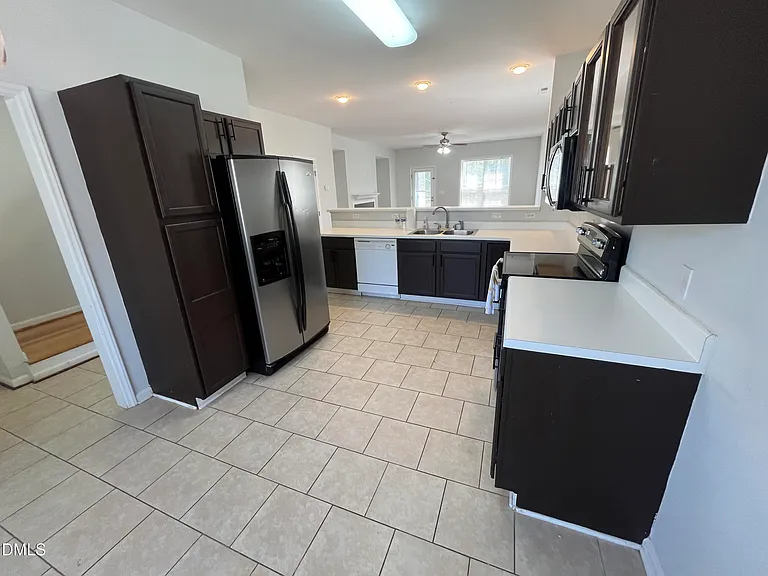 2036 Turtle Point Dr — Photo 7