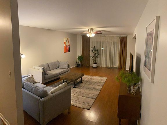 3rd image of 2650 Mitchell Dr APT 1