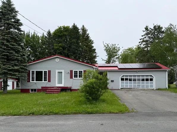 150 23rd Avenue, Madawaska, ME 04756