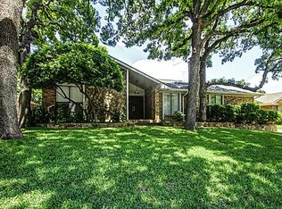 2925 Creekwood Dr S, Grapevine, TX 76051
