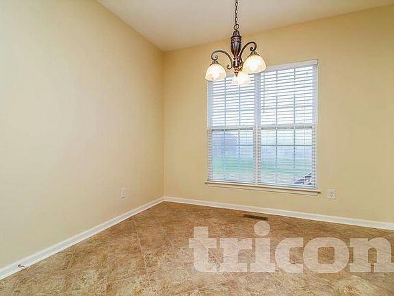 5th image of 100 Havenwood Ct