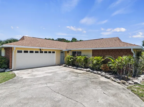 2230 Queen Anne St, Merritt Island, FL 32952