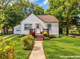 96 Washington Drive, Mastic Beach, NY 11951