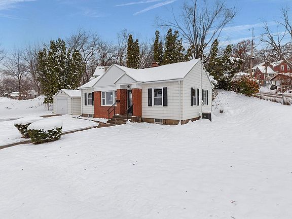 3rd image of 1310 Kirkwood Blvd
