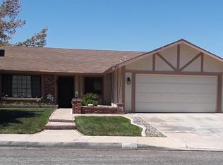 1807 E Avenue R2, Palmdale, CA 93550