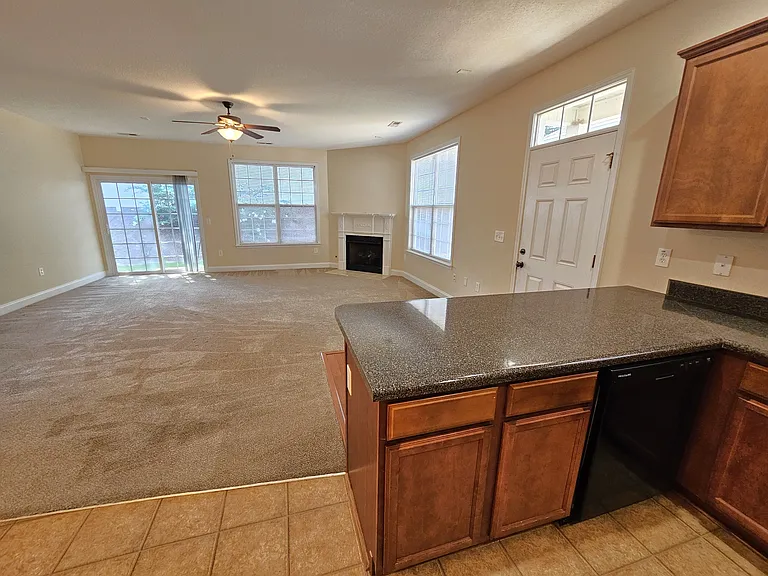 20 Roselite Cir #A — Photo 8