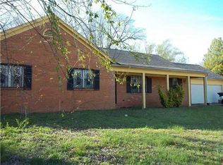 3917 Birchleaf Dr, Memphis, TN 38116