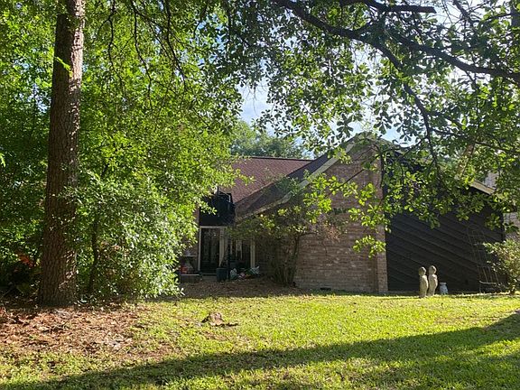 2nd image of 11310 Gatesden Dr