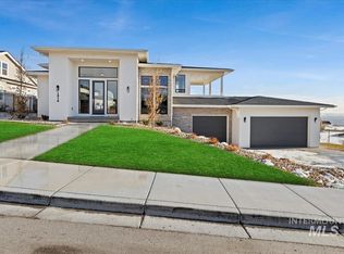 1916 S Meteor Way, Boise, ID 83712
