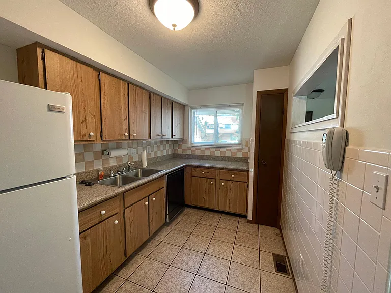 1811 Tawny Ash Dr — Photo 7
