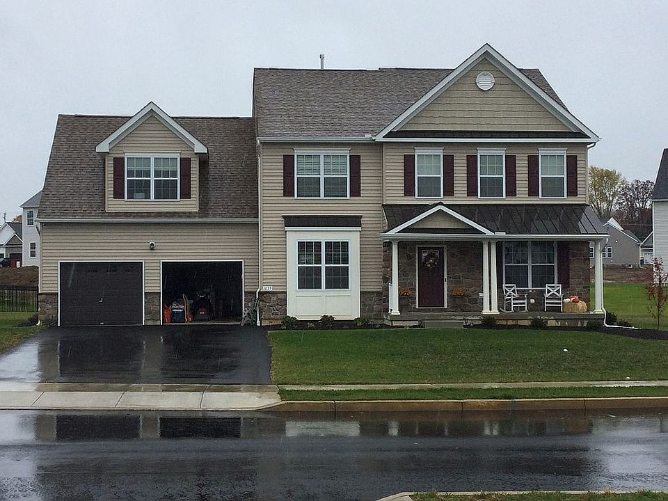 1st image of 1035 Lisa Ln