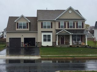 1035 Lisa Ln, Easton, PA 18045
