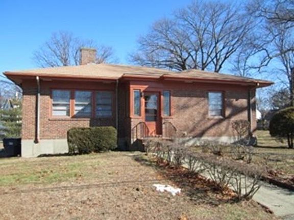 2nd image of 46 Eastwood Cir
