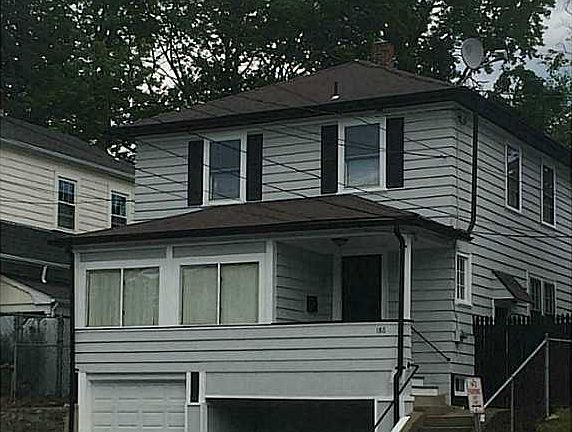 3rd image of 186 Warwick Ave