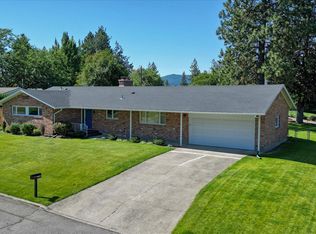 12802 E Guthrie Dr, Spokane, WA 99216