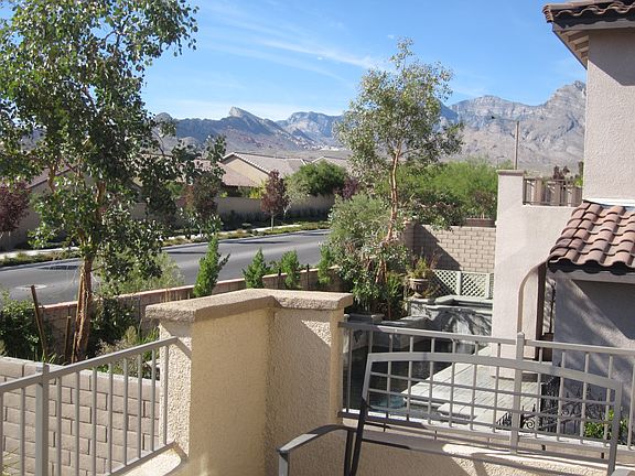 5th image of 873 Las Palomas Dr