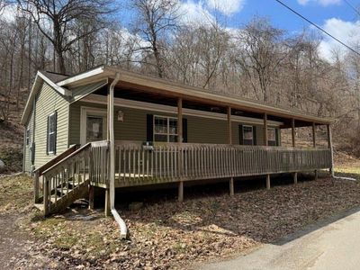 589 Polk Hollow Rd, Chillicothe, OH, 45601
