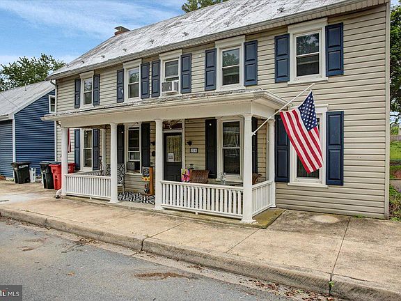 4th image of 228 W Main St