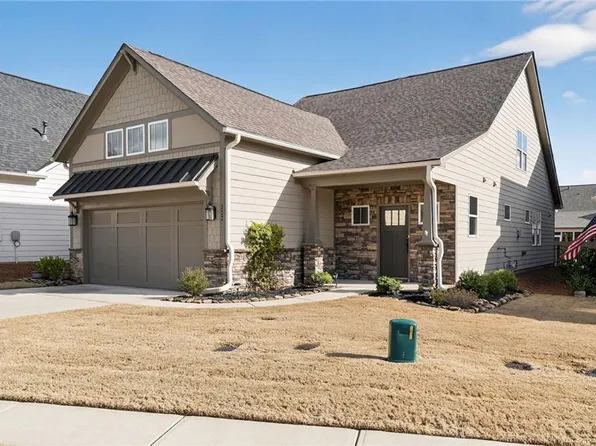 222 Grand Cir, Jasper, GA 30143