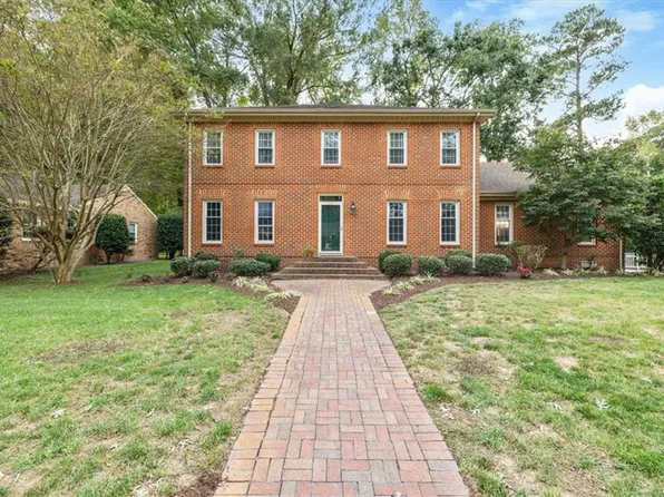3240 Morningside Dr, Chesapeake, VA 23321