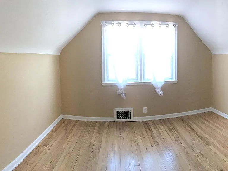 609 Ostemo Pl — Photo 16