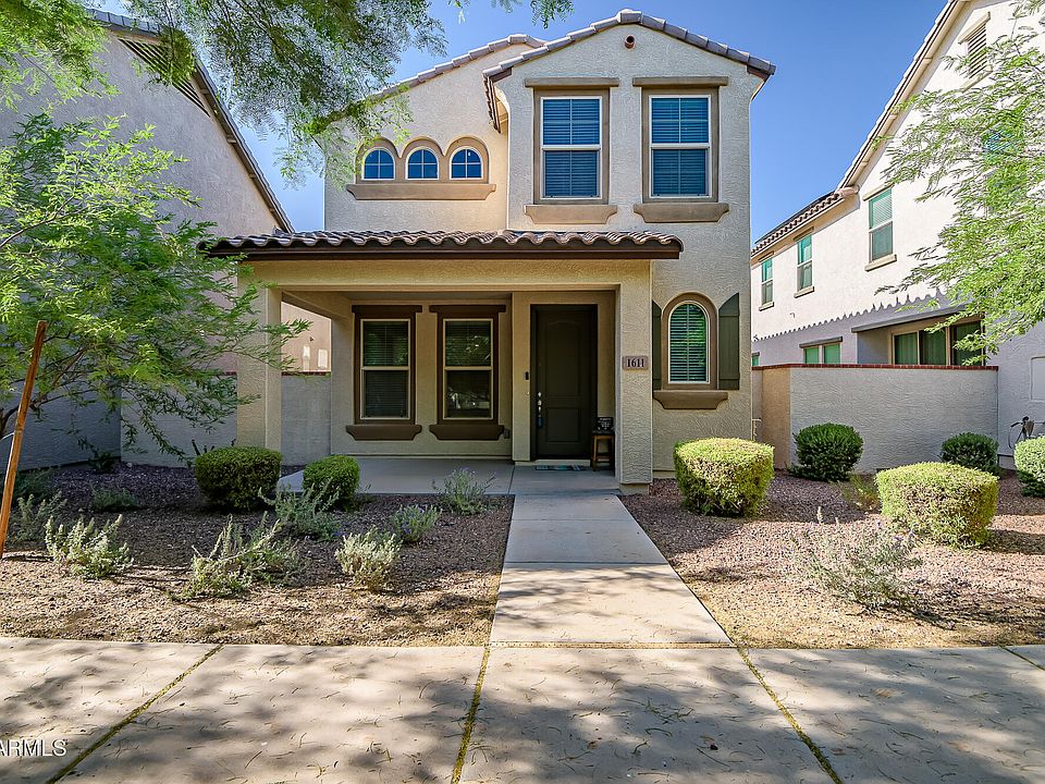 1st image of 1611 N 208TH Avenue