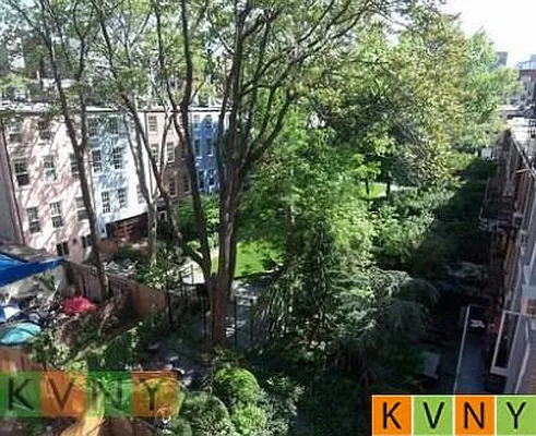 Rented by KVNY Soho | media 99