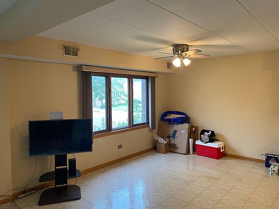5th image of 7900 Nordica Ave APT 1S