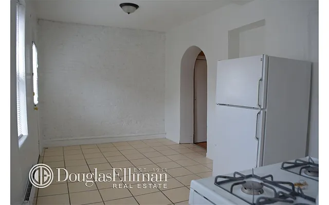 Rented by Douglas Elliman | media 25