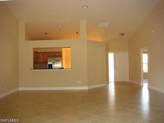 4th image of 432 Saint Andrews Blvd #6.1
