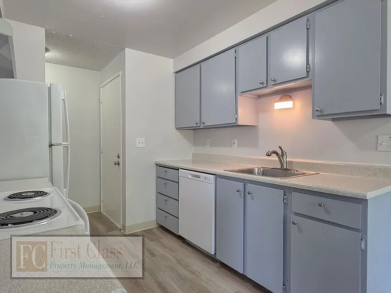 1348 NE 186th Ave — Photo 7