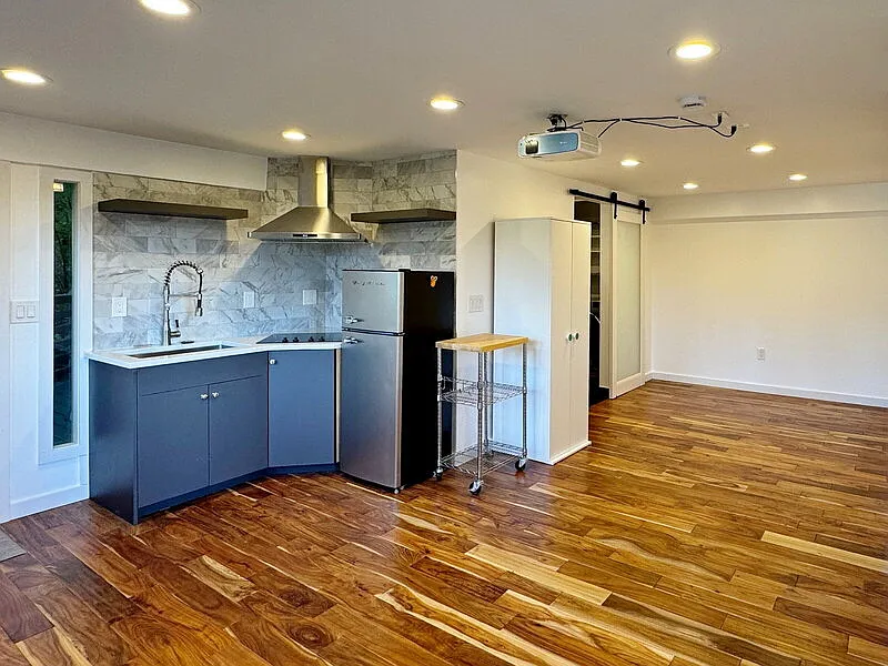 2591 Magnolia Blvd W #3631