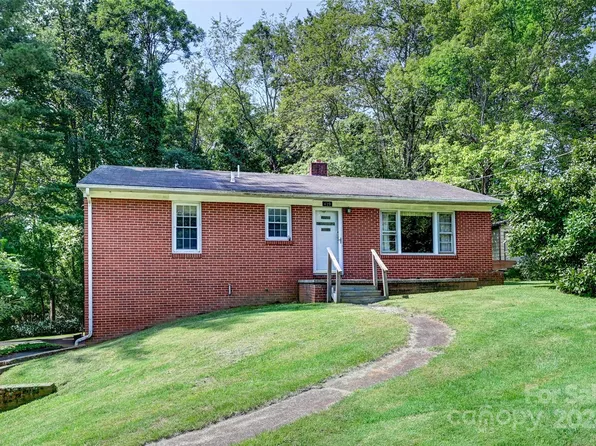 419 Monte Vista Rd, Candler, NC 28715