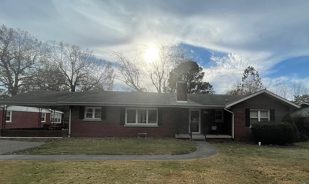 1032 Bell Dr, Madisonville, KY 42431 Zillow