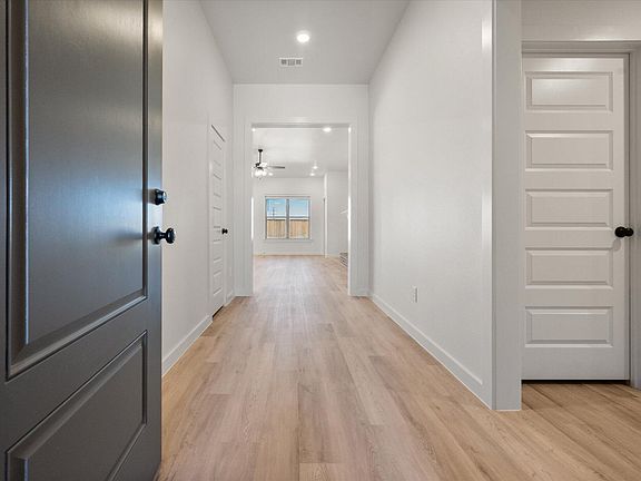 2nd image of 10606 Beaufort Ave