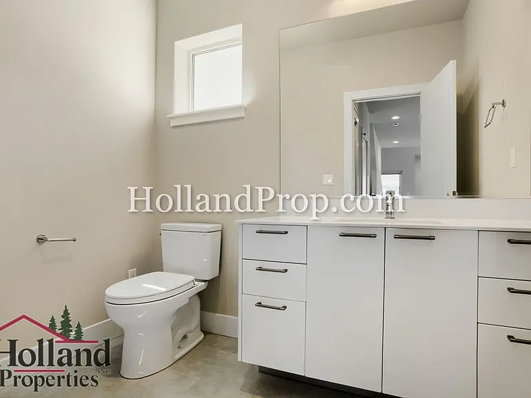 7450 SE Lago St — Photo 19