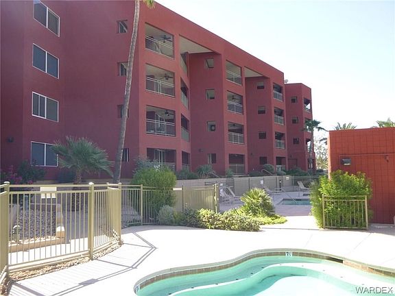 3rd image of 251 Moser Ave Unit 303
