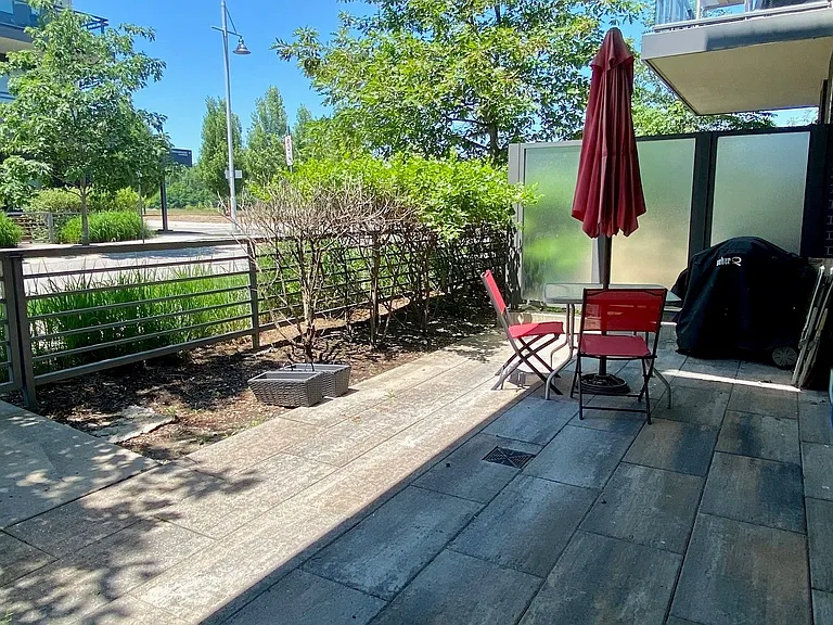 271 Sea Ray Ave — Photo 8