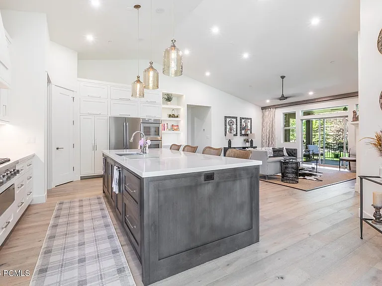 5310 N Lauralwood St — Photo 13