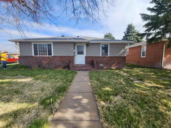 2021 Anna Avenue, North Platte, NE 69101