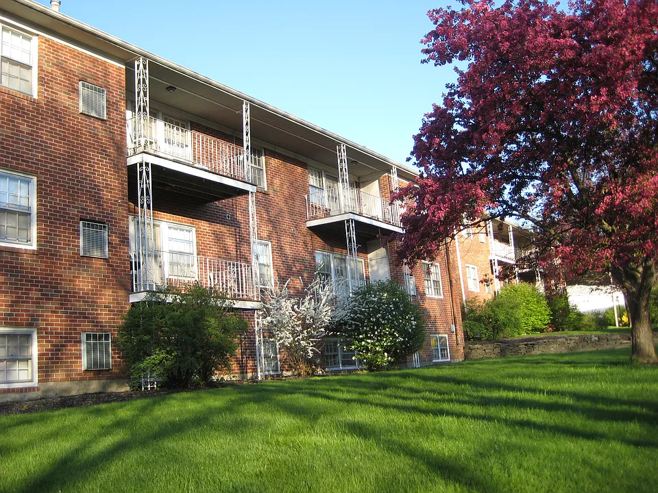 Park Hill Lane Apartments