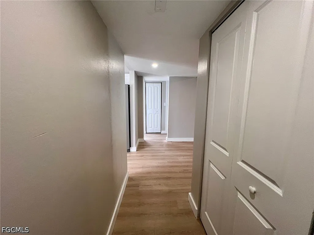 2 bed, 2.0 bath, 1270 sqft, $1,600 — Photo 3