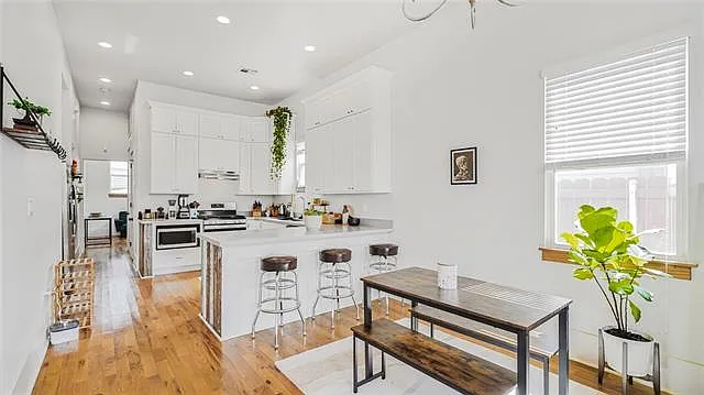 830 N White St — Photo 7